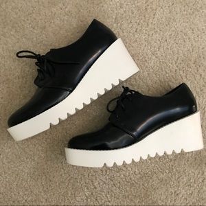 Platform oxford lace up shoes size US6